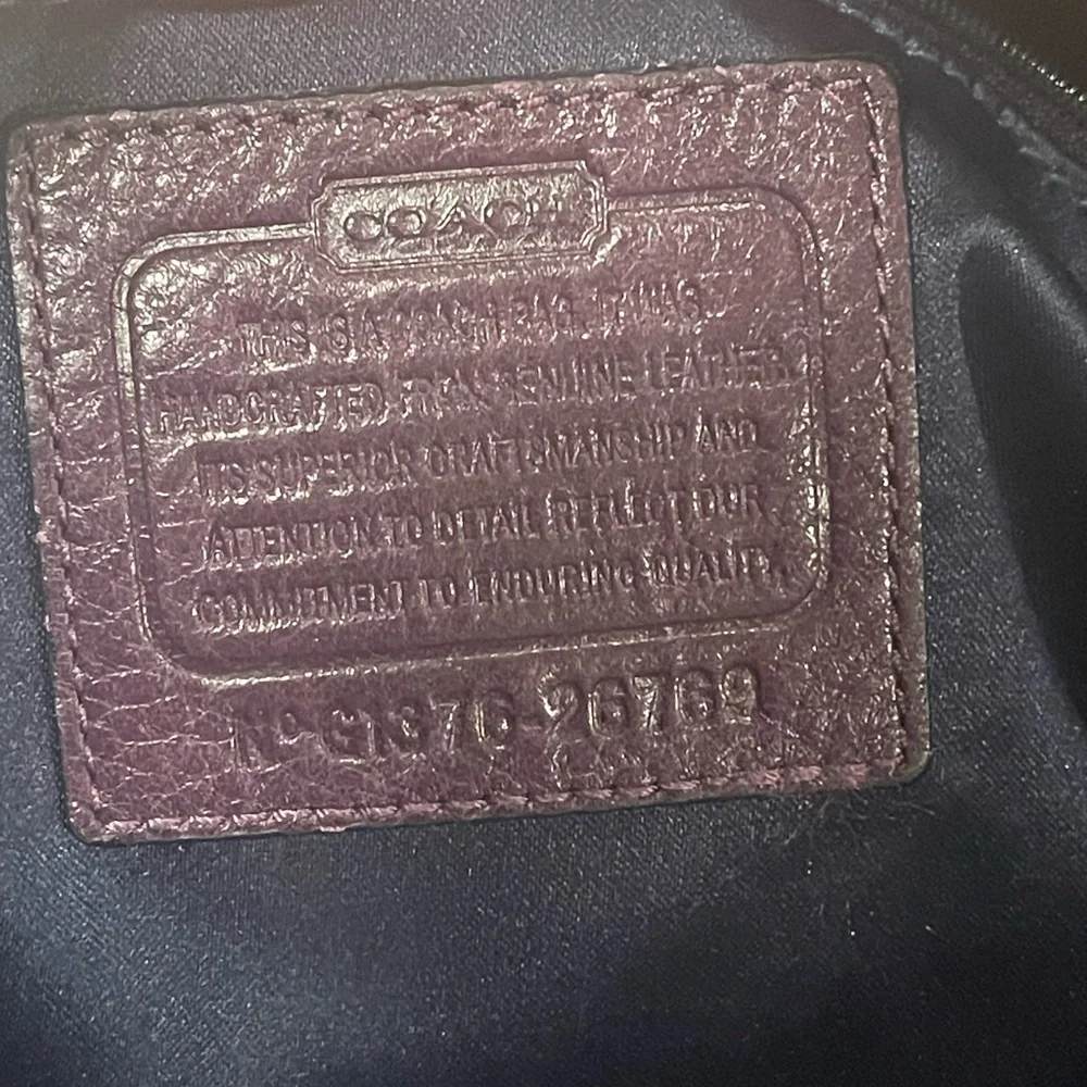 Vintage Coach Madison Deep Plum pebble Leather Tote with Gold Hardware - Picture 7 of 9